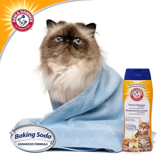 Arm & Hammer Tearless Kitten Shampoo - 591ml 4 Arm & Hammer Tearless Kitten Shampoo 591ml with cats