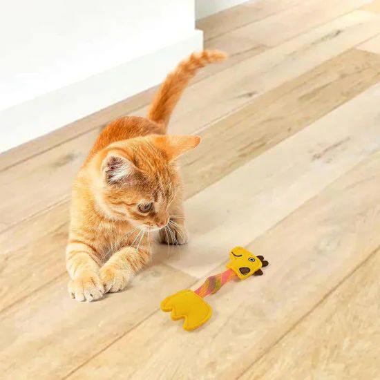 FOFOS Cat Flick Tube Toy - Giraffe 2 FOFOS Cat Flick Tube Toy - Giraffe - Image 2