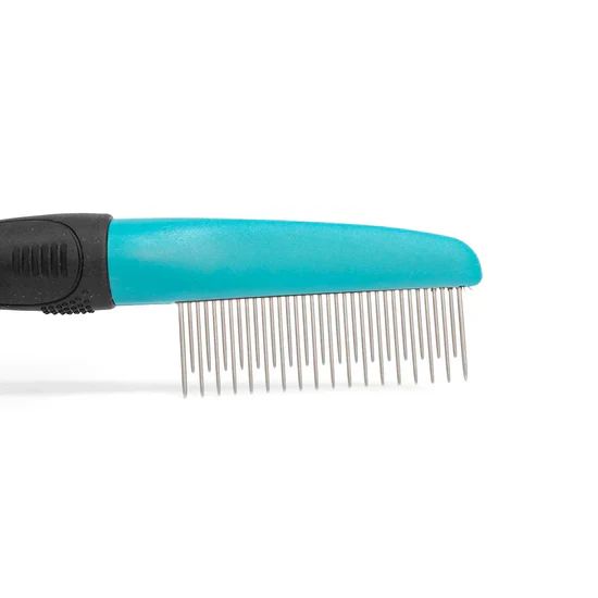 Furpro De Matting Comb for Dogs & Cats 4 Furpro De Matting Comb For Dogs Cats close